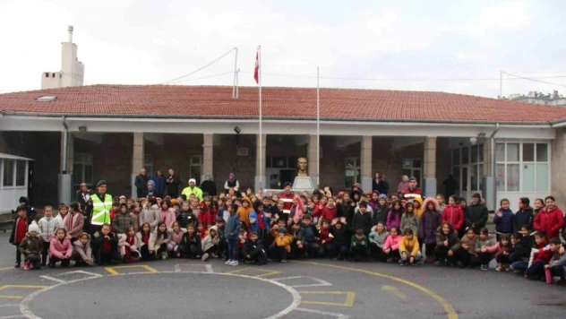 364 öğrenciye jandarmanın tanıtımı yapıldı