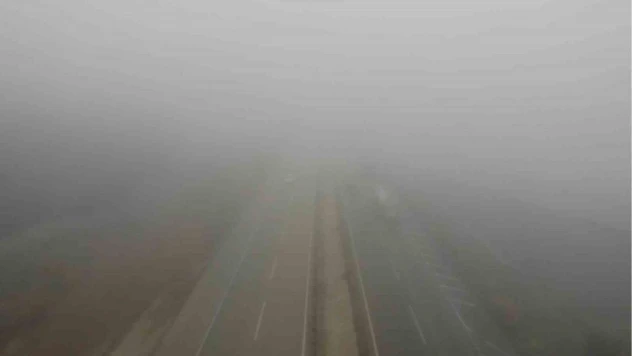 43 ilin geçiş güzergahında sis etkili oldu: Görüş mesafesi düştü