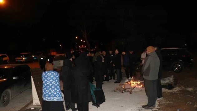 78 kişiye mezar olan Hakimbey Apartmanında anma etkinliği