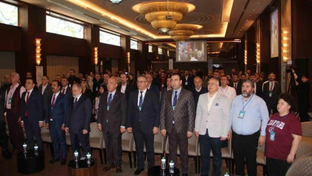 Acil sağlık hizmetlerinin problemleri masaya yatırıldı