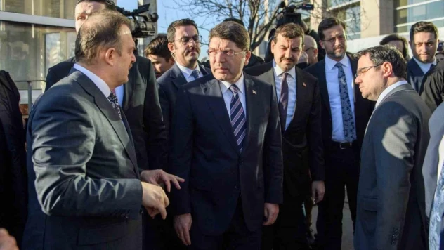 Adalet Bakanı Tunç: 'Ülkemizin huzurunu bozmak isteyen hiçbir eylem ve girişim asla amacına ulaşamayacaktır'