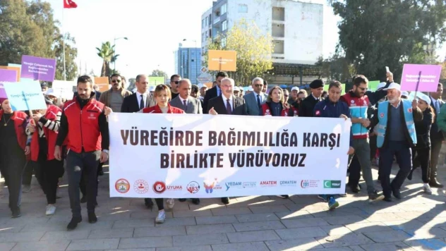 Adana'da 750 kişi bağımlılığa karşı yürüdü