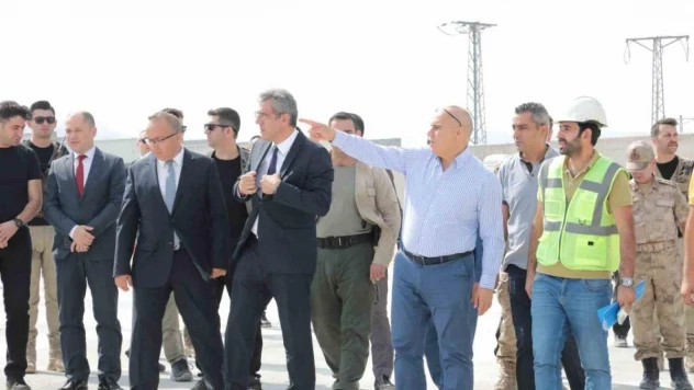 Ağrı Valisi Koç, Doğubayazıt'ta incelemelerde bulundu
