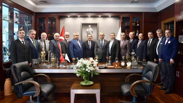 Ahbaplar'dan Tepebaşı Belediye Başkanı Ahmet Ataç'a ziyaret