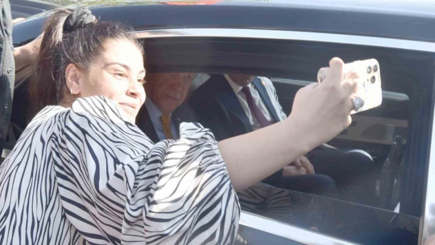 Ahlat'ta Cumhurbaşkanı Erdoğan'a büyük ilgi