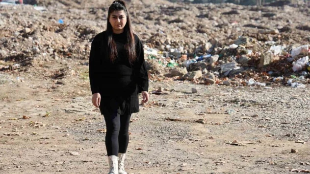 Ailesini ve kızını depremde kaybetti, eşi ve diğer çocuğu ile hayata tutunuyor