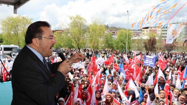 Oltu'da coşkulu AK Parti mitingi