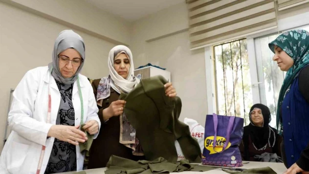 Akdenizli kadınlar, kültür ve sanat evlerinde hayata bağlanıyor