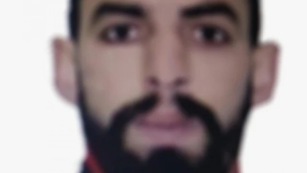 Akrabasını yol ortasında bıçaklayarak öldürdü