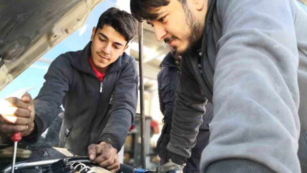 Aksaray'da havaların soğumasıyla sanayide araç yoğunluğu yaşanıyor