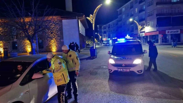 Alaca'da polisten asayiş ve huzur uygulaması