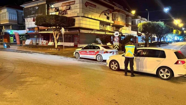 Alanya'da 48 araç ve sürücüsüne 94 bin lira ceza