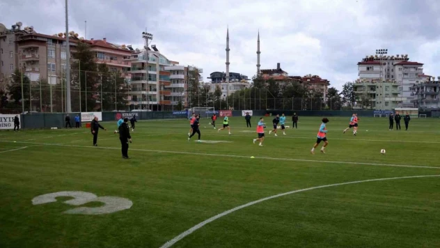 Alanyaspor'da, Sivasspor maçı hazırlıkları başladı