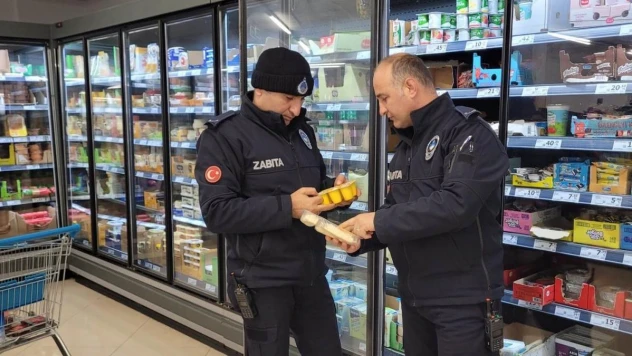 Altınova'da marketler mercek altında