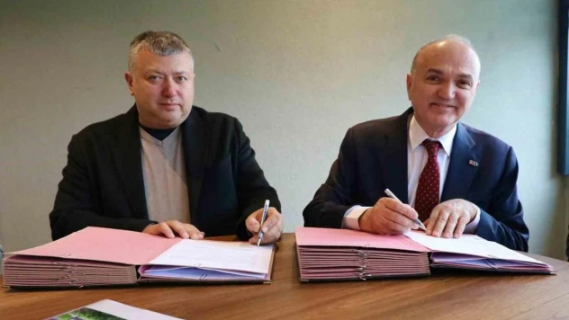 Alzheimer ve bakım merkezinin protokolü imzalandı