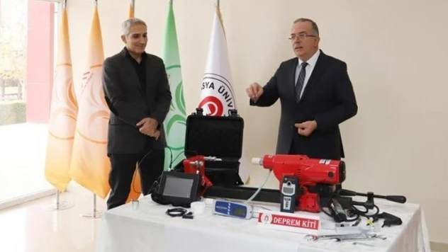 Amasya Üniversitesi'ne binaların dayanıklılığını ölçecek deprem kiti alındı