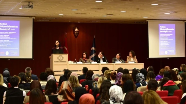 Anadolu Üniversitesi ev sahipliğinde 'Kadının Güçlendirilmesinde Neredeyiz?' paneli düzenlendi