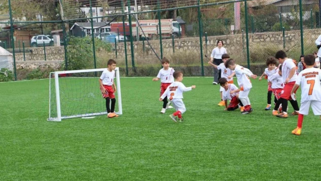 Anaokulları arasında futbol turnuvası