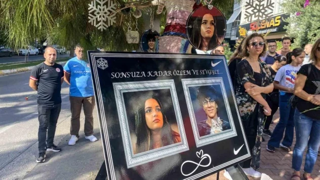 Antalya'da 2 liselinin öldüğü scooter kazasında otomobil sürücüsüne verilen 8 yıl 4 ay ceza kesinleşti