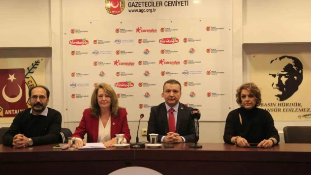 Antalya'da 27 STK dizilerdeki kadın şiddetine 'hayır' dedi