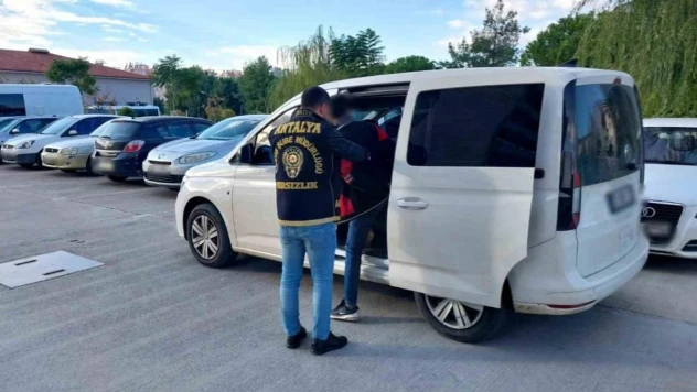 Antalya'da çeşitli suçlardan aranan 151 zanlı tutuklandı