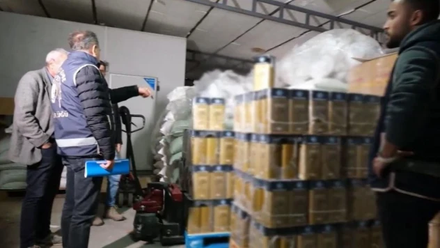 Antalya'da sahte zeytinyağı operasyonu: 4 gözaltı