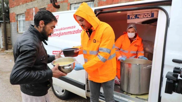 Antalya'da sel sonrası yaralar sarılıyor