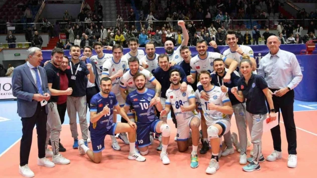 Arkas Spor, iç sahada kazanmaya devam ediyor