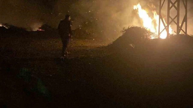 Arsuz'da çöplük alanda yangın çıktı
