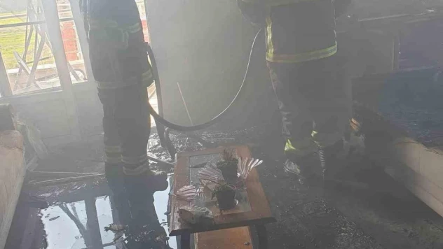 Arsuz'da meydana gelen ev yangınına itfaiye ekipleri müdahale etti