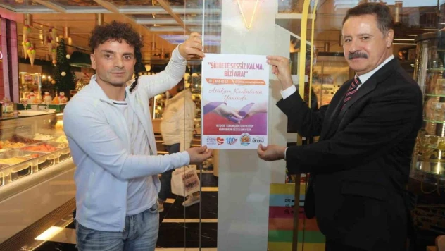 Atakum, tek yürek 'Kadına Şiddete Hayır' dedi