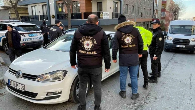 Avcılar'da okul önlerinde asayiş denetimi