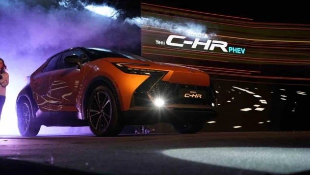 Avrupa'nın ilk şarj edilebilir hibrit aracı Sakarya'da üretildi: Dünyaya ihraç edilecek