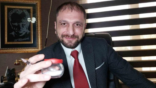 Avukatın silah kabzası ile kendisini yaralayanlara fırlattığı tuzluk 'silah' sayıldı