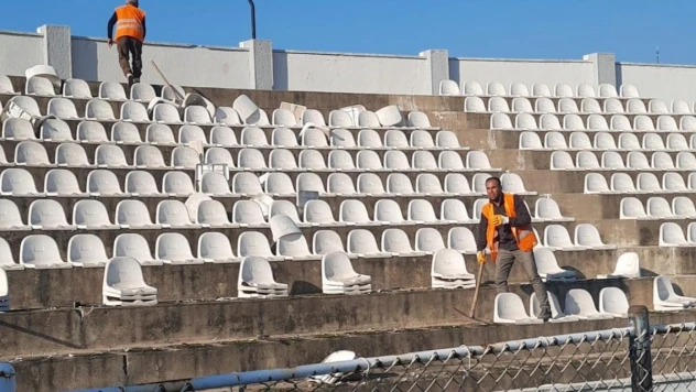 Aydın'da 73 yıllık stadın yıkım süreci başladı