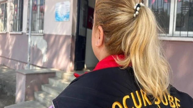 Aydın'da okul çevreleri Çocuk Şube ile güvende