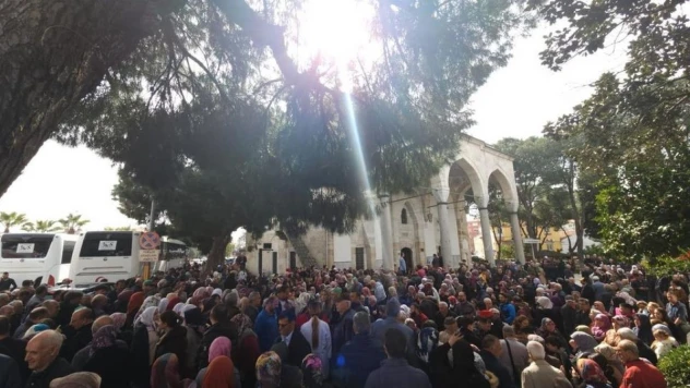 Aydınlı umreciler dualarla uğurlandı