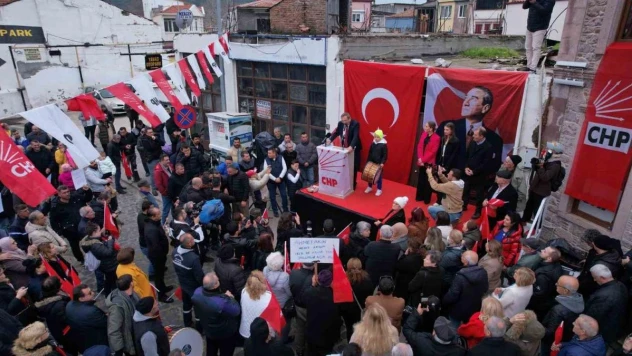 Ayvalık'ta Mesut Ergin'den birlik ve beraberlik mesajları