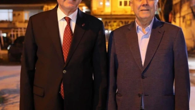 Aziz Yıldırım Başkan Özlü'yü ziyaret etti