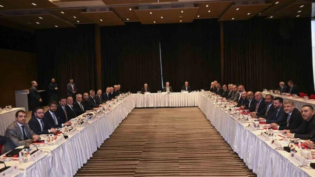 Bakan Bak: 'Türk sporunu daha iyi noktalara taşıyacağımıza inanıyorum'