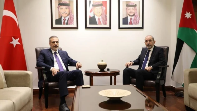 Bakan Fidan, Ürdünlü mevkidaşı Safadi ile görüştü