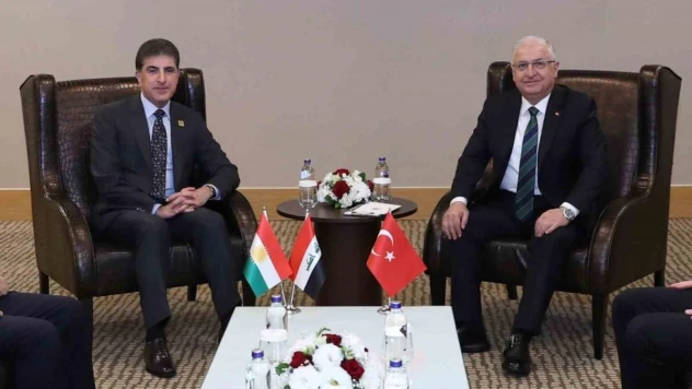 Bakan Güler, IKBY Başkanı Barzani ile bir araya geldi