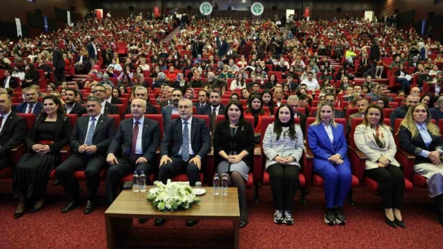 Bakan Işıkhan: 'Her kesimi 'istismar edilebilir' olarak gören CHP zihniyeti hiç değişmiyor'