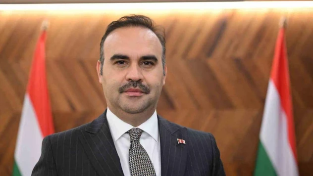 Bakan Kacır: 'Savunma sanayiindeki iş birliklerimiz sayesinde Macaristan ile 6 milyar dolarlık ticaret hedefini yakalayacağız'