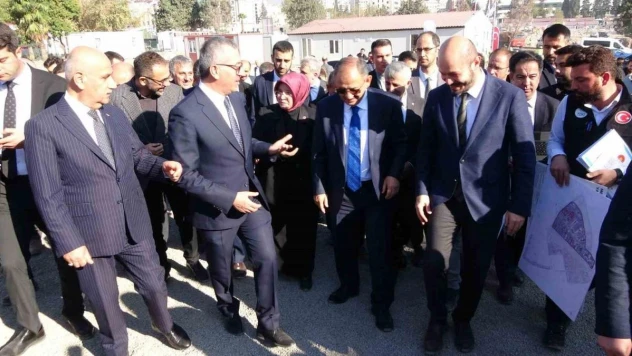 Bakan Özhaseki: '245 bin vatandaşımız yerinde dönüşüm için müracaat etti'
