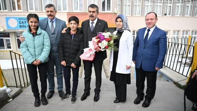 Bakan Tekin 'Meslektaşlarımızın fikir ve öneri bizler için çok kıymetli'