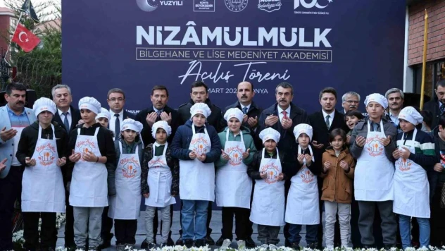 Bakan Tekin, Nizamülmülk Lise Medeniyet Akademisi'nin açılışını yaptı