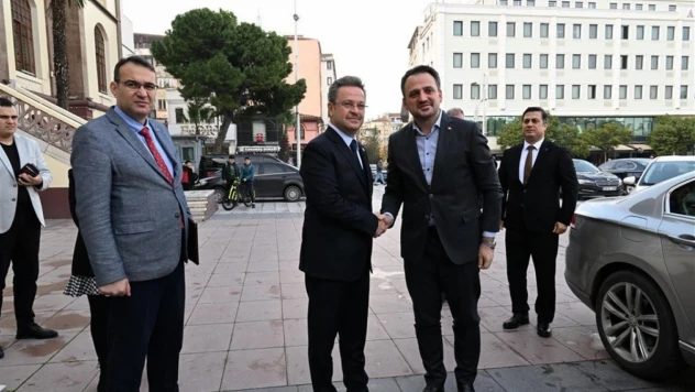 Bakan Yardımcısı Eminoğlu'ndan, Vali Ünlü'ye ziyaret