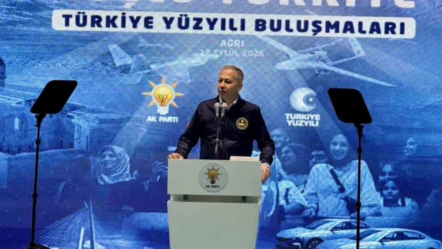 Bakan Yerlikaya: 'Demokrasi sokakta değil, sandıkta güçlenir'