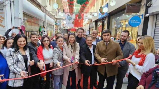 Bandırma'da El Emeği Yılbaşı Alışveriş Günleri Başladı